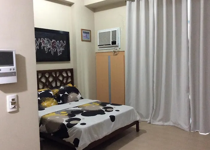 Naia Terminal 3 Condotel By Ann Apartment